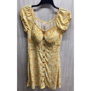 NO BOUNDARIES Women's (Size L) Short Sleeve‎ Scoop Neck Dress Button Accent